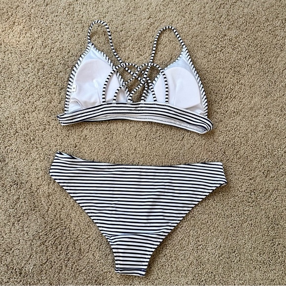 CUPSHE Navy & White Stripped Triangle Top Bikini - Picture 6 of 8